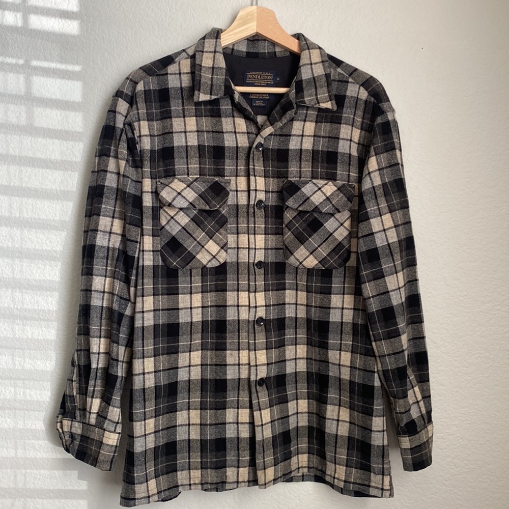Pendleton Plaid Long Sleeve Button Down Board Shirt 100% Virgin Wool Medium